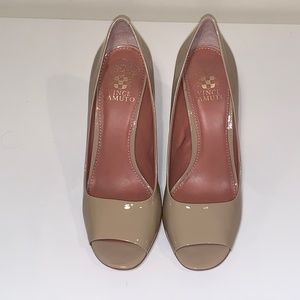 Vince Camuto Peep Toe Pump